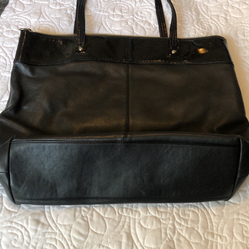 Coach Leather Purse - Picture 5 of 10